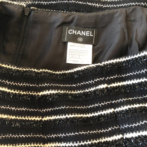 Vintage CHANEL A-line tweed striped skirt (FR 40) - Picture 6 of 9